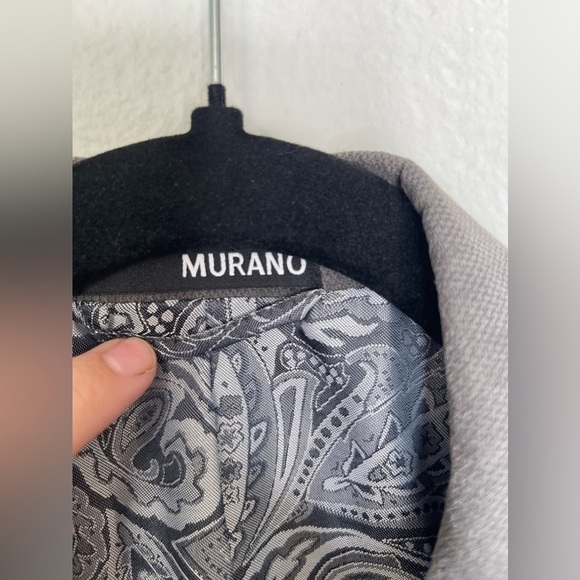 Murano Men's Wardrobe Essentials Classic-Fit
Twill Blazer gray Size M - Picture 8 of 14